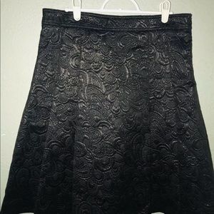 Burberry black floral skirt. NWOT size 6